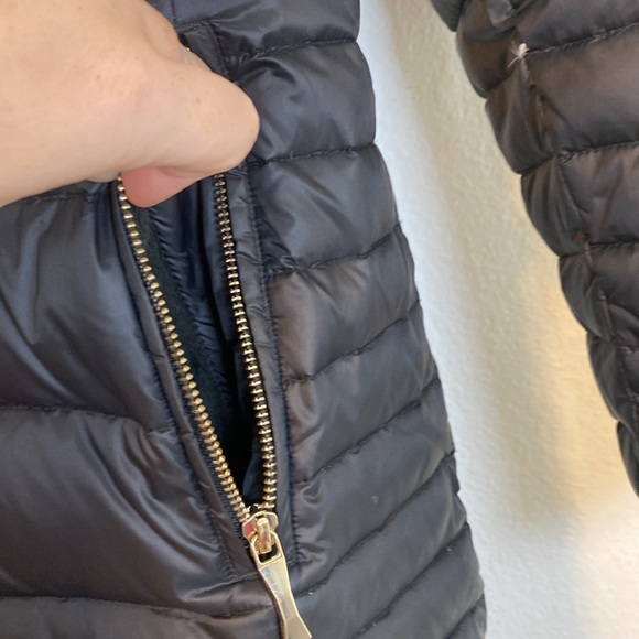 KATE SPADE Black Puffer Jacket with Removable Faux Fur Hood, Size S/P - Picture 10 of 13